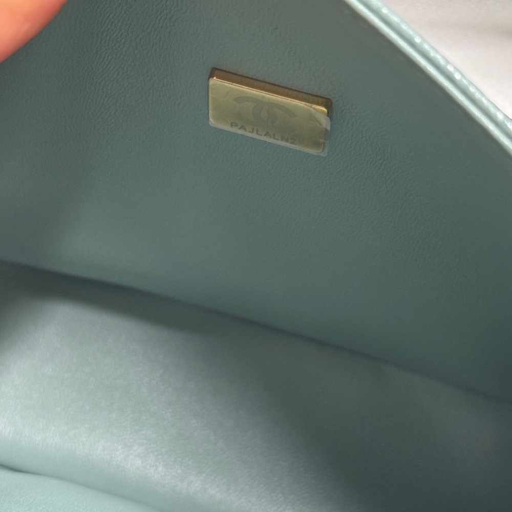 Chanel Green Quilted Shoulder Bag with Silver Hardware - Picture 7 of 15